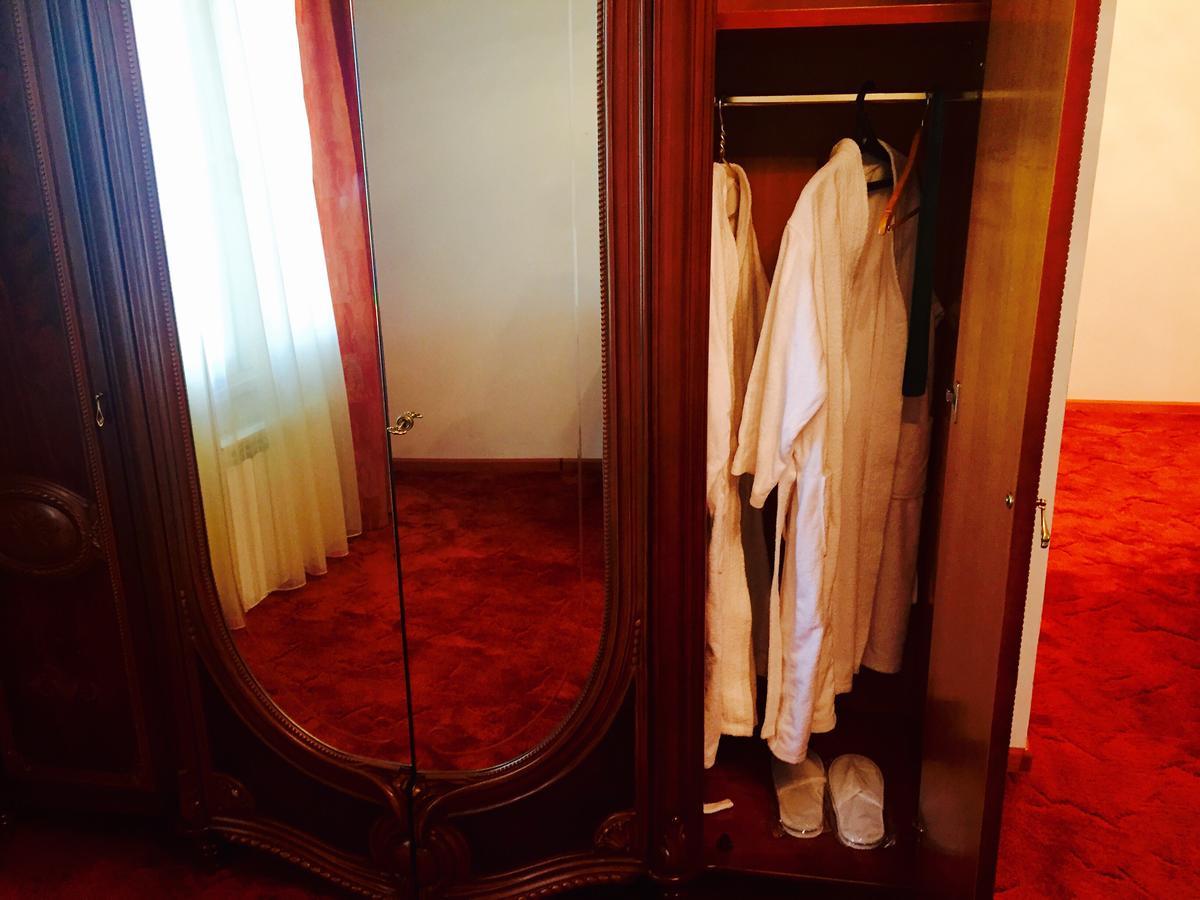 Hotel Ark Ms Taraz Eksteriør billede